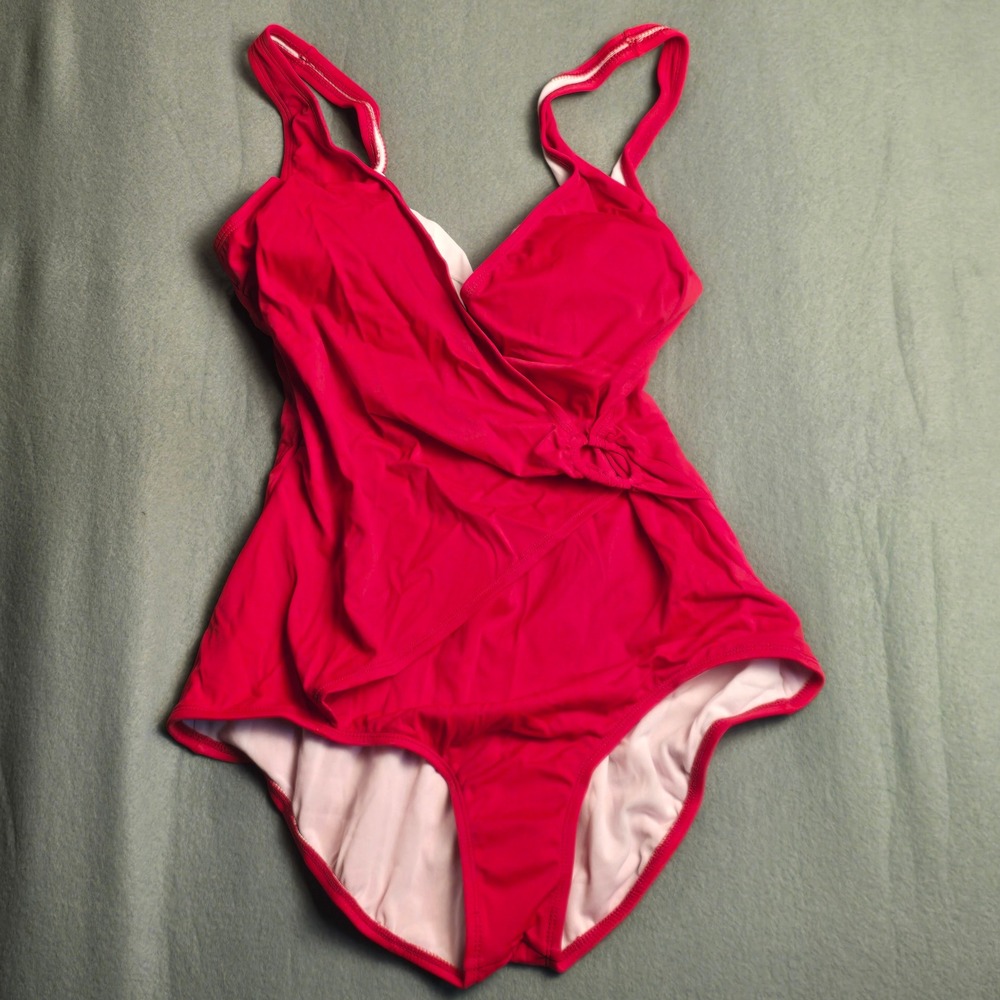 Jantzen Classics Womens Red Wrap Front One Piece Swimsuit Side Ring Size 16